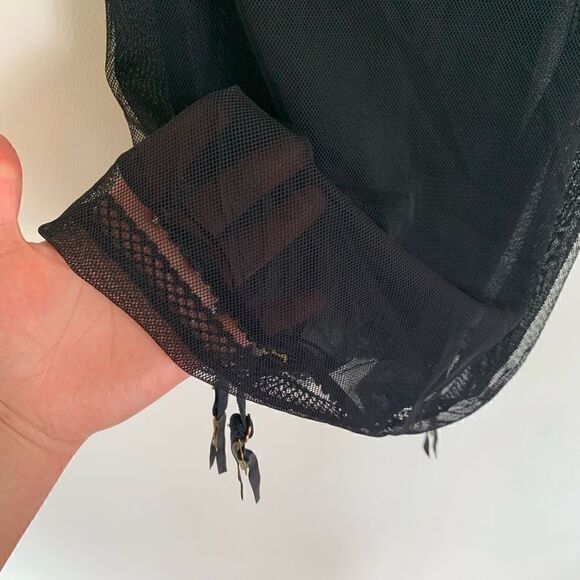 Victoria’s Secret Very Sexy black micro mesh stretch crochet lace bust camisole - Picture 7 of 13